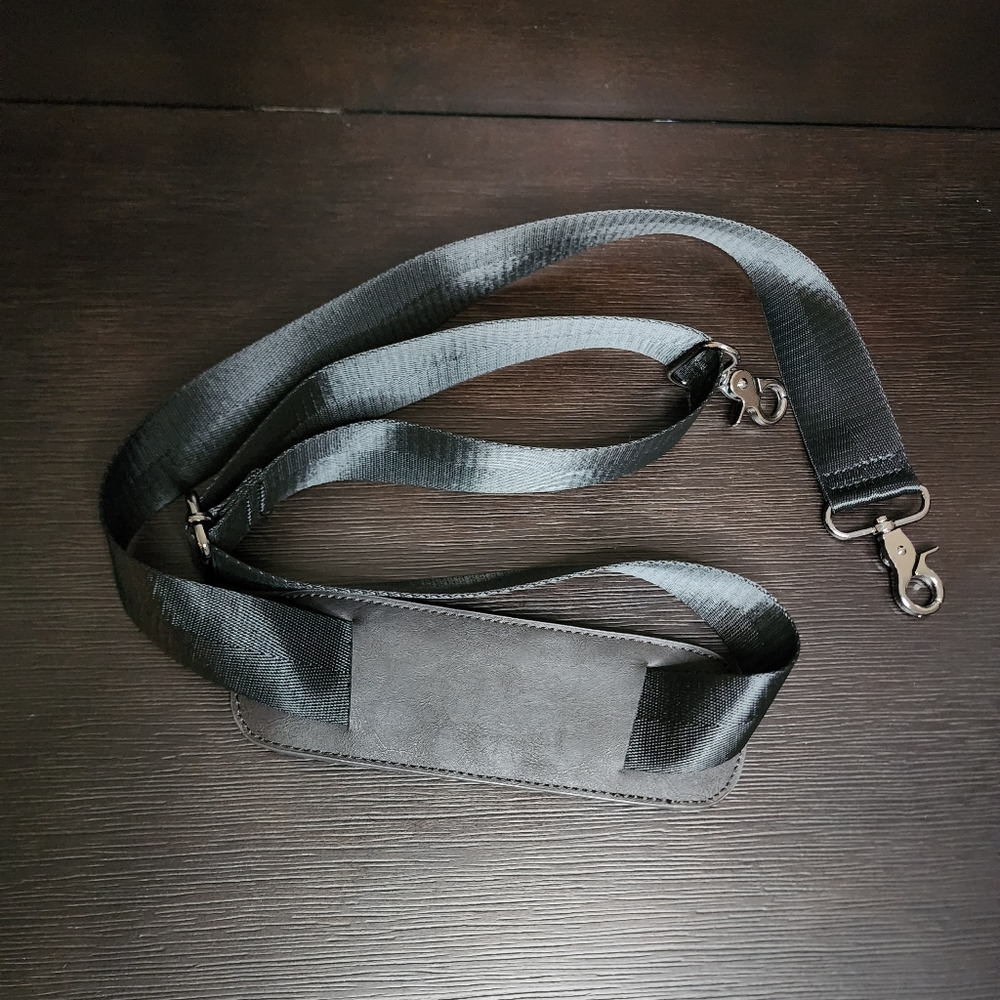 SEYFOCNIA MESSENGER BAG. 15.6 - Picture 3 of 4